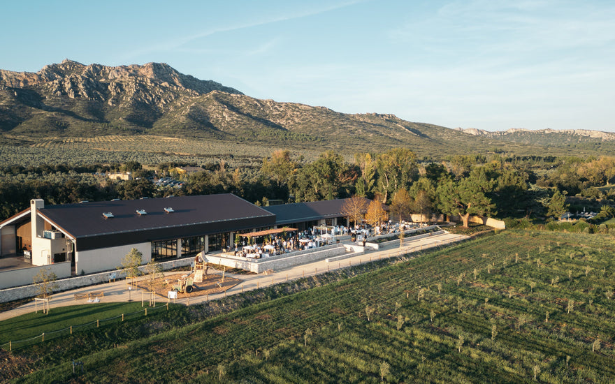 Se marier au cœur de la Provence : le charme authentique du Domaine Jòlibois